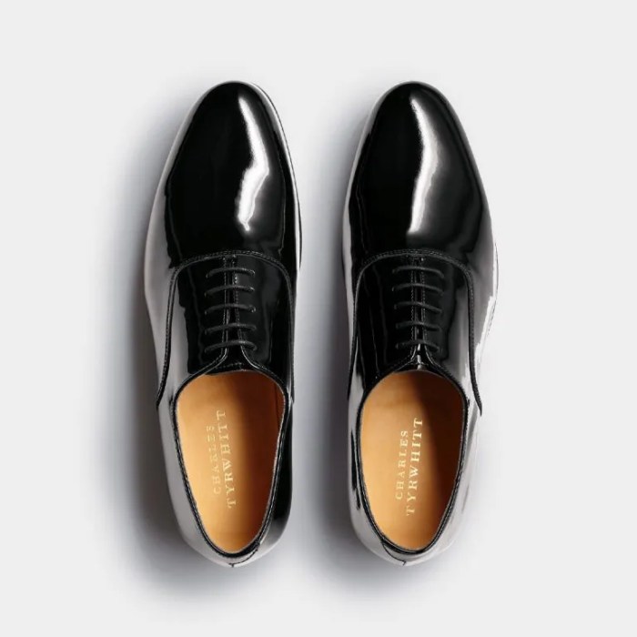 Mens patent leather dress shoes