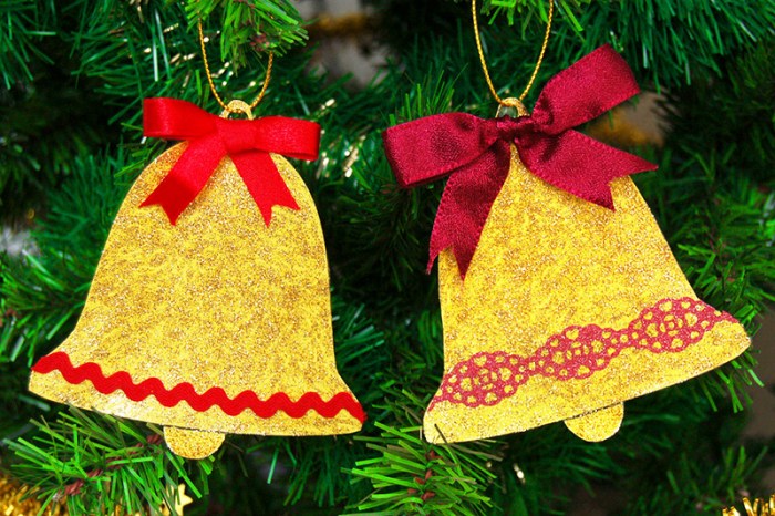 How to make a paper bell decoration