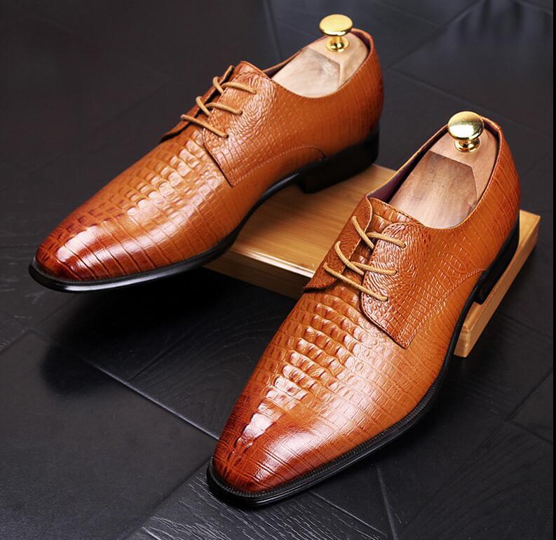 Mens designer dress shoe